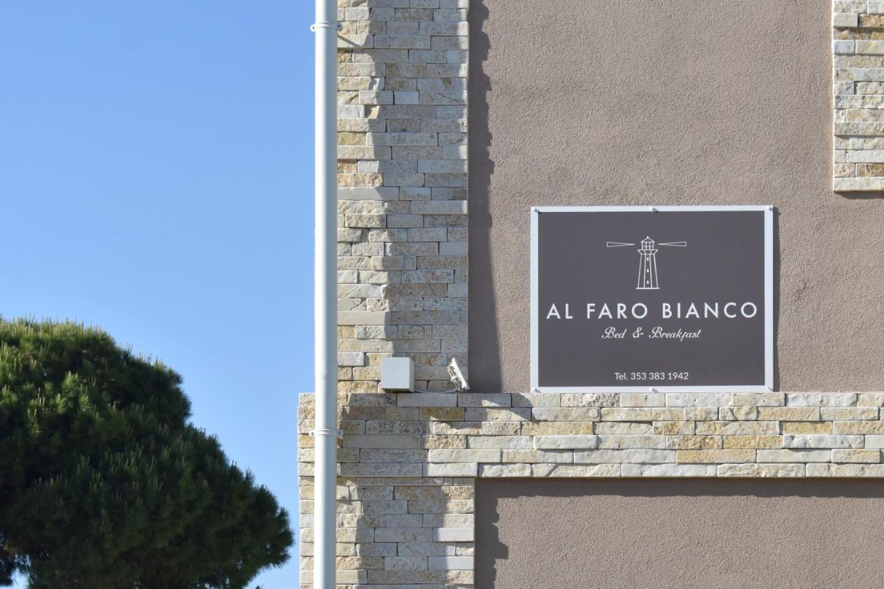 Al Faro Bianco B&B Con Parcheggio Vasto Exterior foto